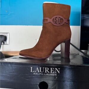 BNIB -Ralph Lauren boots